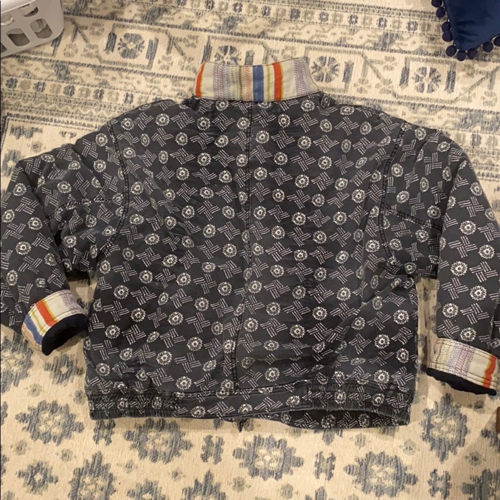 Patterned Blue Jacket - Picture 7 of 9